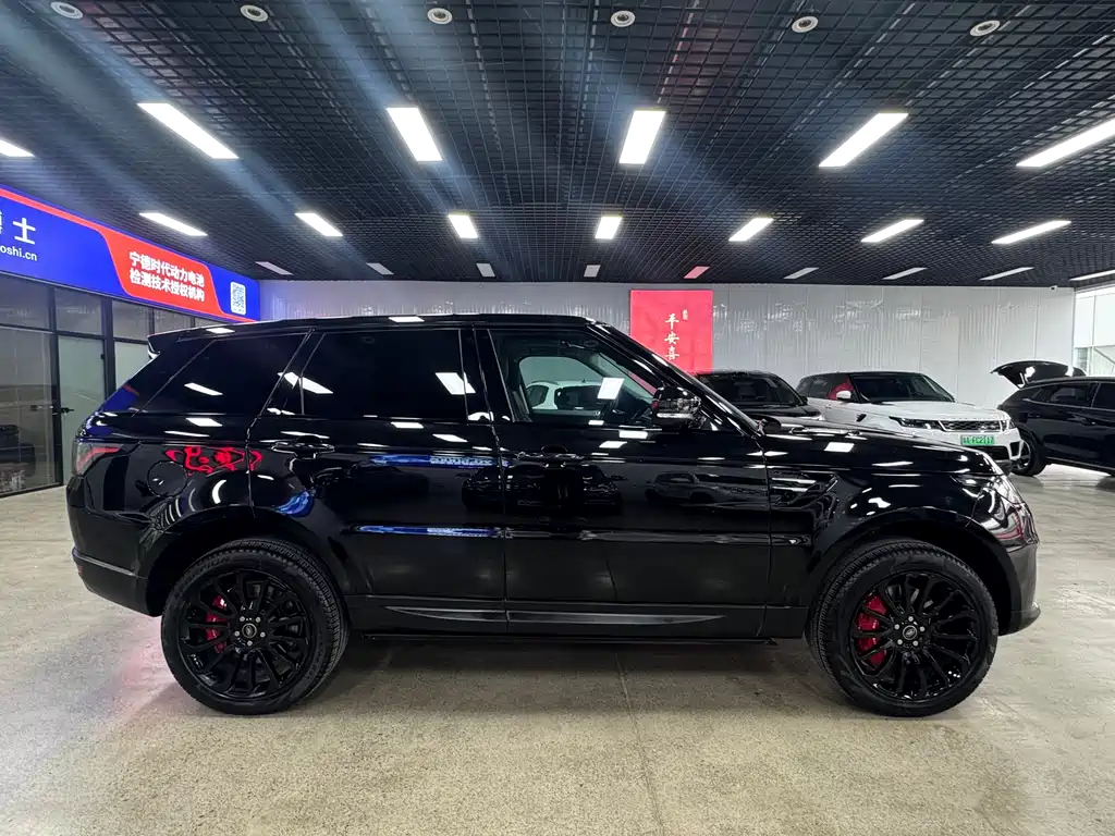 Land Rover Range Rover Sport Sport 2022 P400e SE