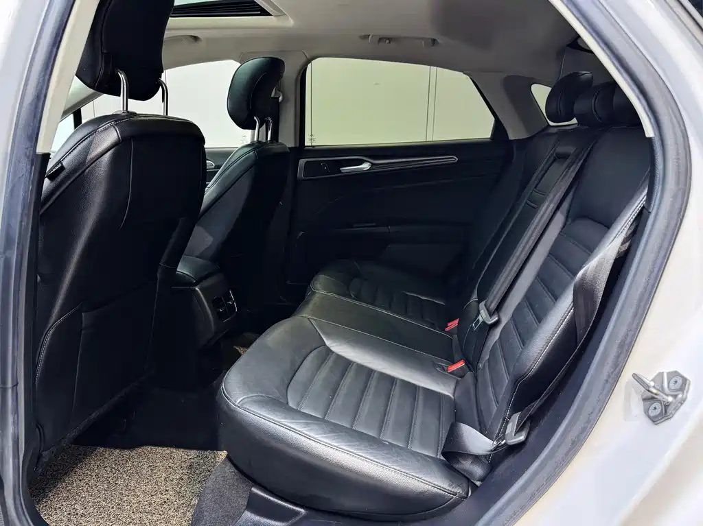 Ford Mondeo 2017 EcoBoost 200 Fashion
