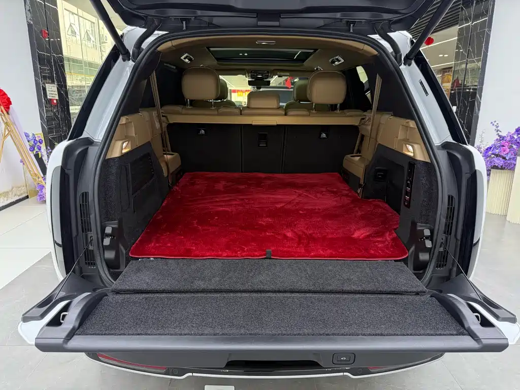 Land Rover Range Rover — миниатюра 18