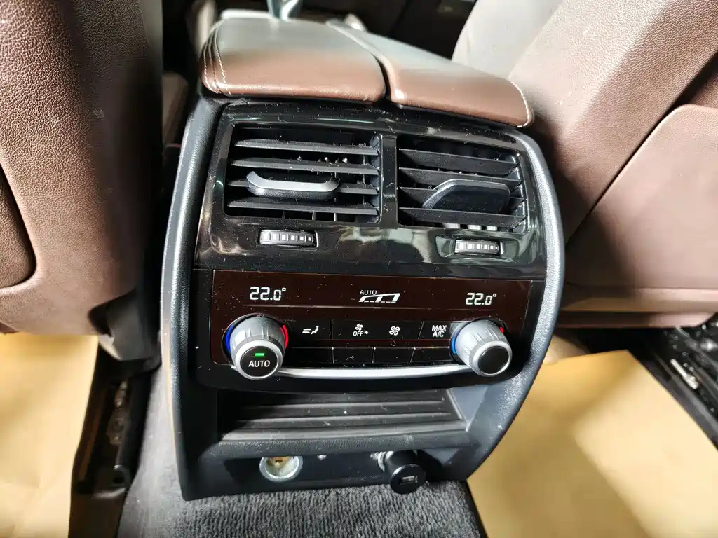 BMW 5 SERIES NEW ENERGY