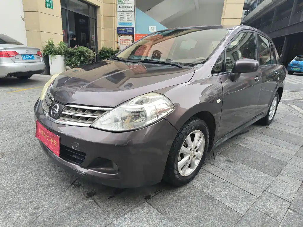 Nissan Tiida 2009