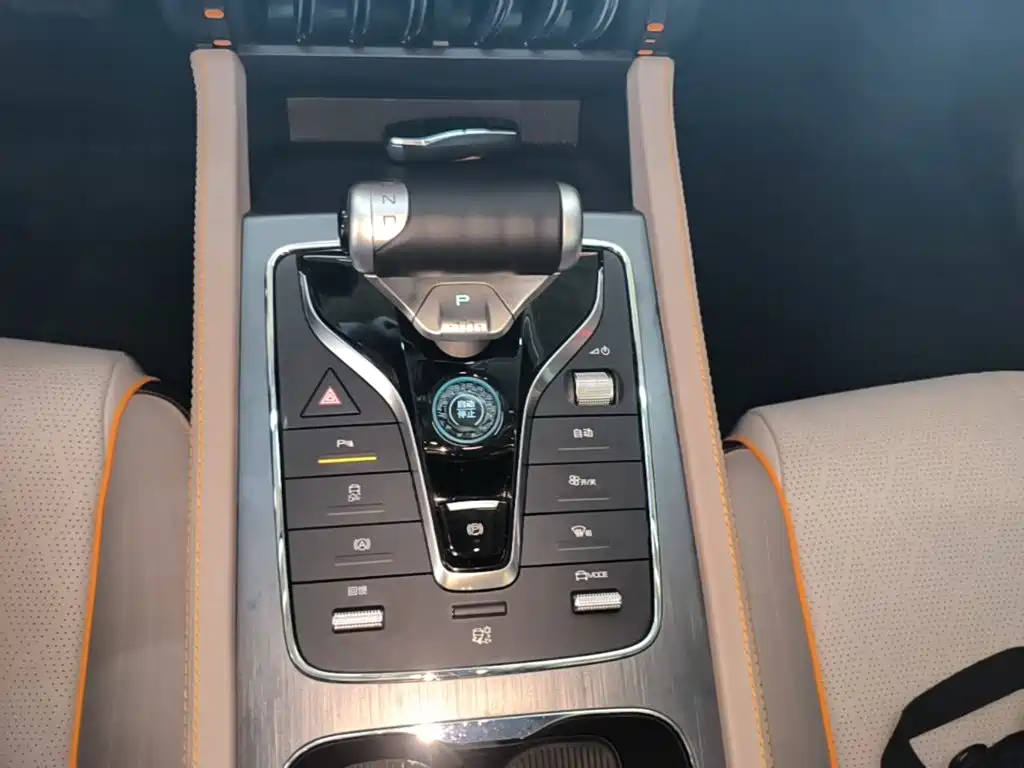 BYD Yuan Plus — миниатюра 14