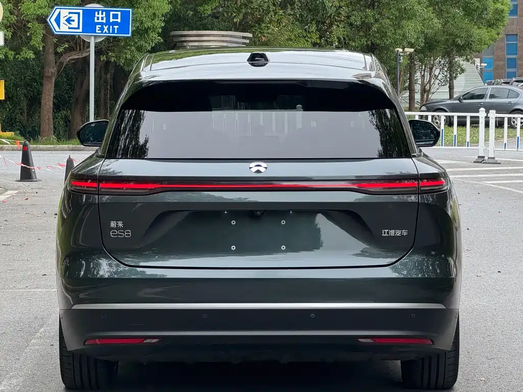 NIO ES8 — миниатюра 26