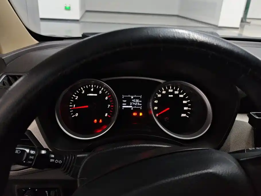 Wuling Hongguang — миниатюра 14