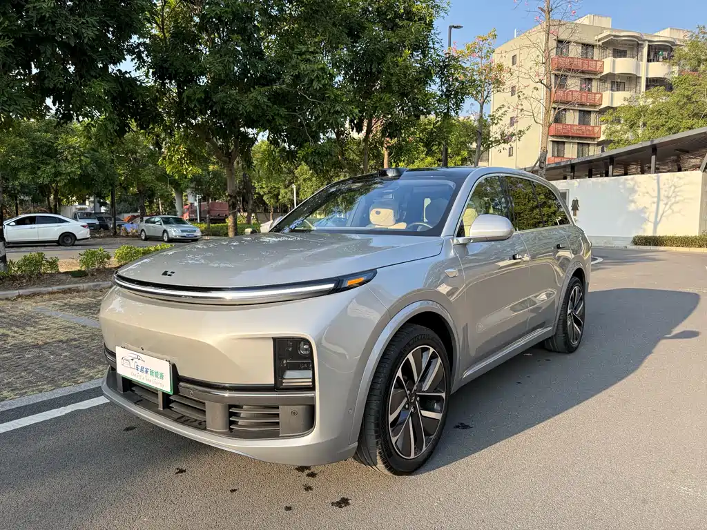 Li Auto IDEAL L8