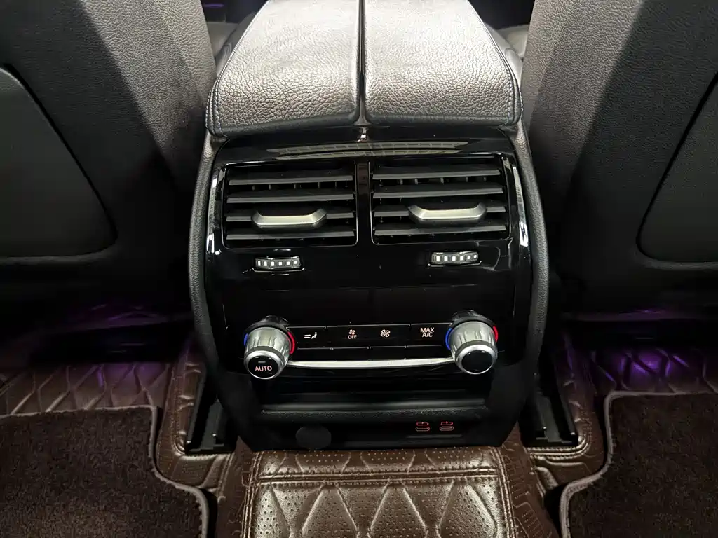 BMW 6 Series GT — миниатюра 20