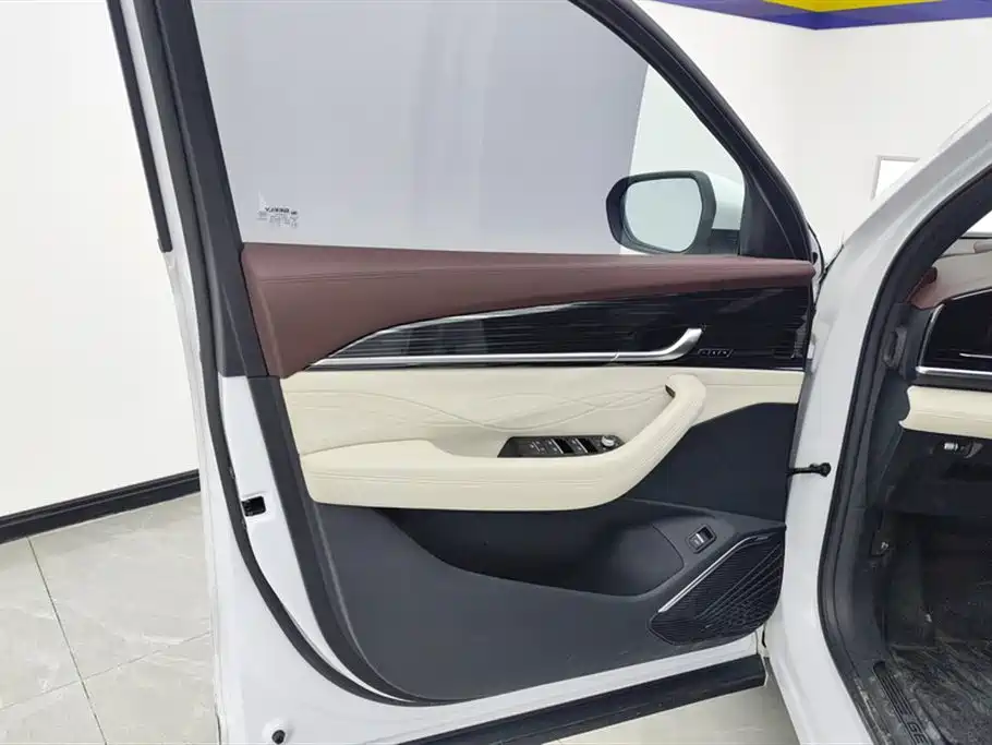 Geely Monjaro L 2021 2.0TD AT Luxury
