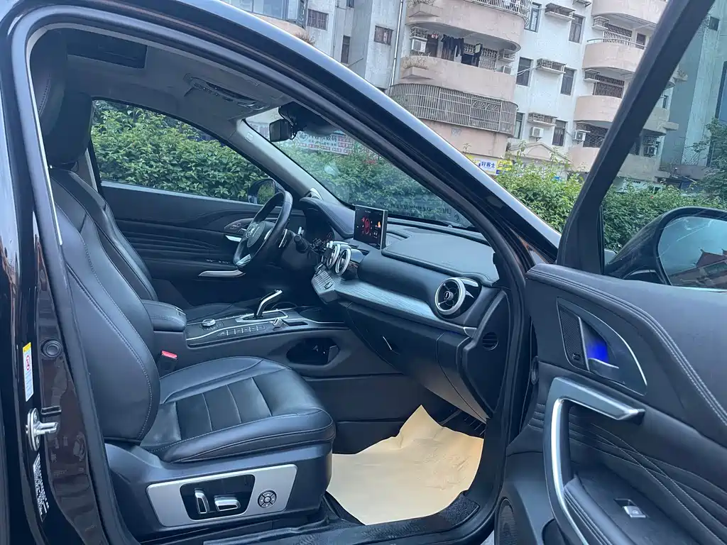 Wey Wey VV7 — миниатюра 11