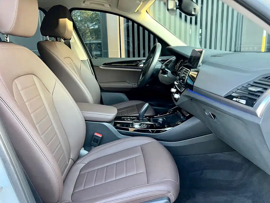 BMW X3 — миниатюра 12