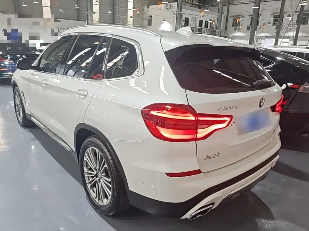 BMW X3 — миниатюра 5