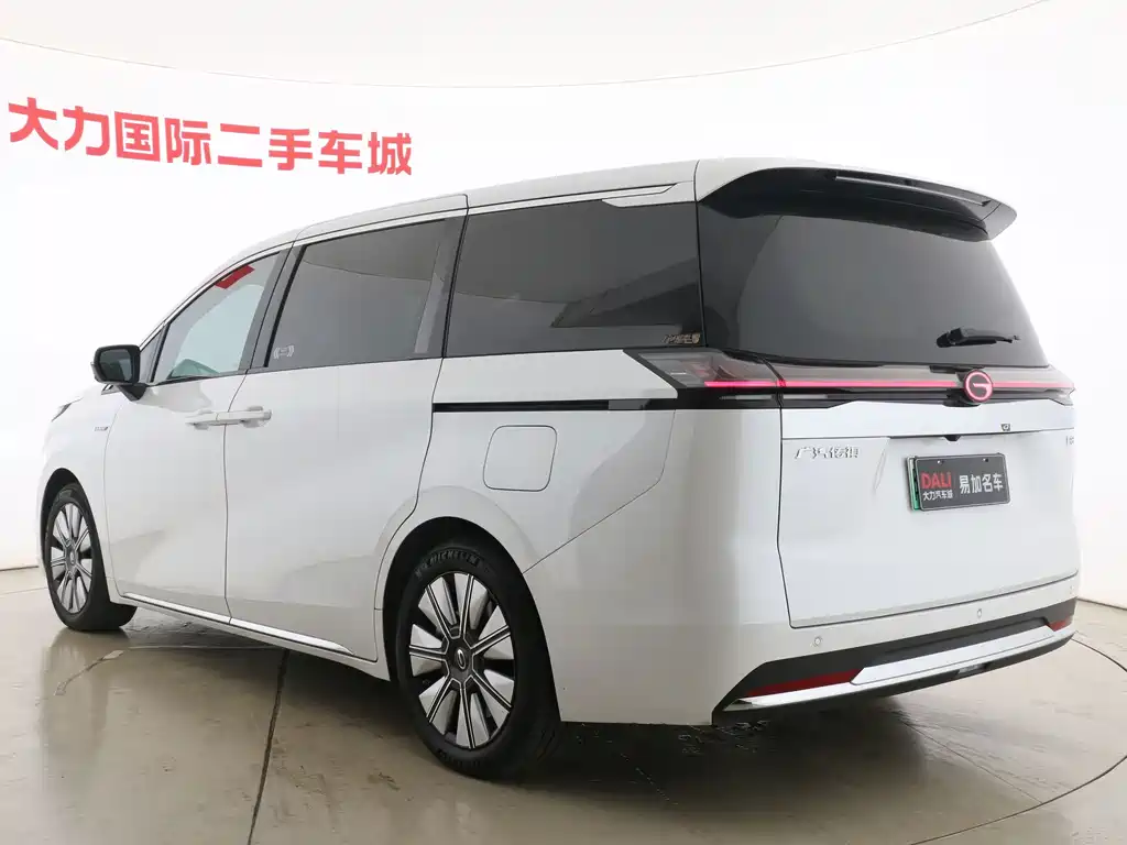 GAC Motor 传祺E8 PHEV — миниатюра 16