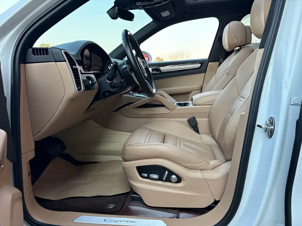 PORSCHE CAYENNE NEW ENERGY