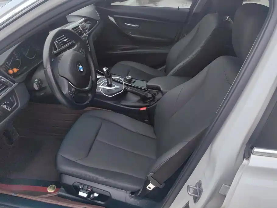 BMW 3 Series — миниатюра 9