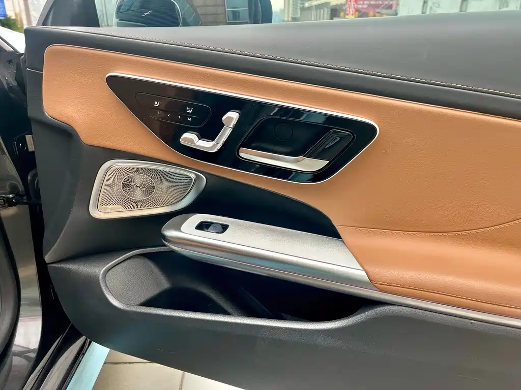 Mercedes-Benz CLE — миниатюра 7