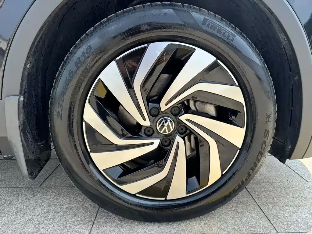 Volkswagen Tiguan L — миниатюра 9