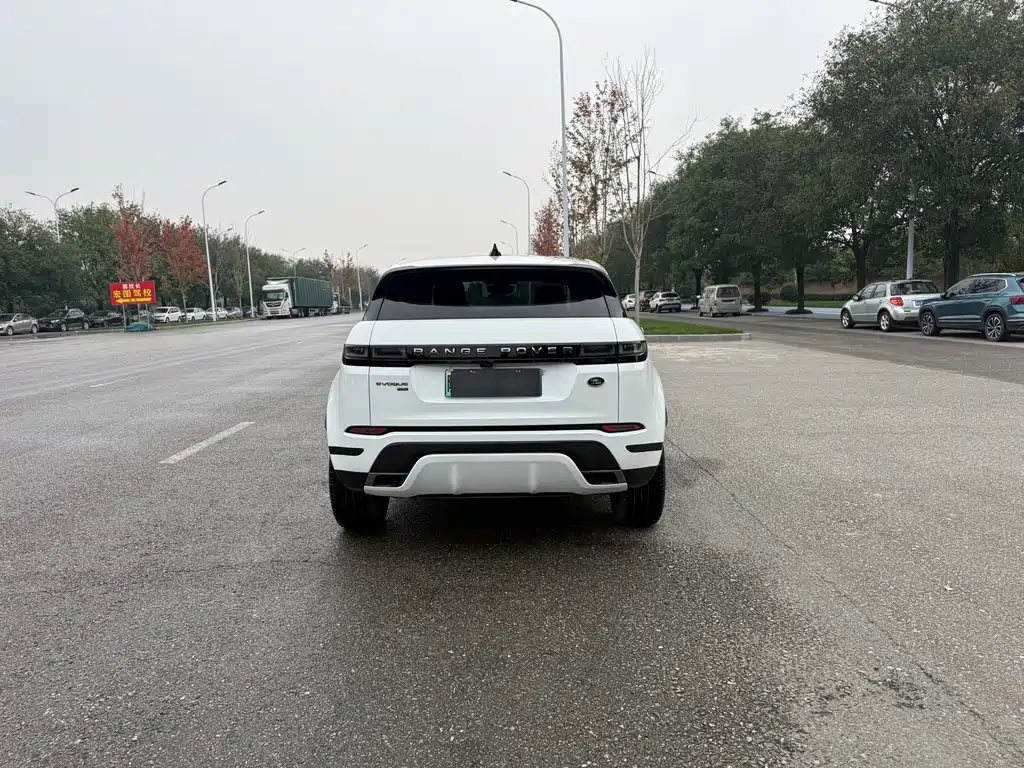 Land Rover Range Rover Evoque PHEV 2022 — фото 17