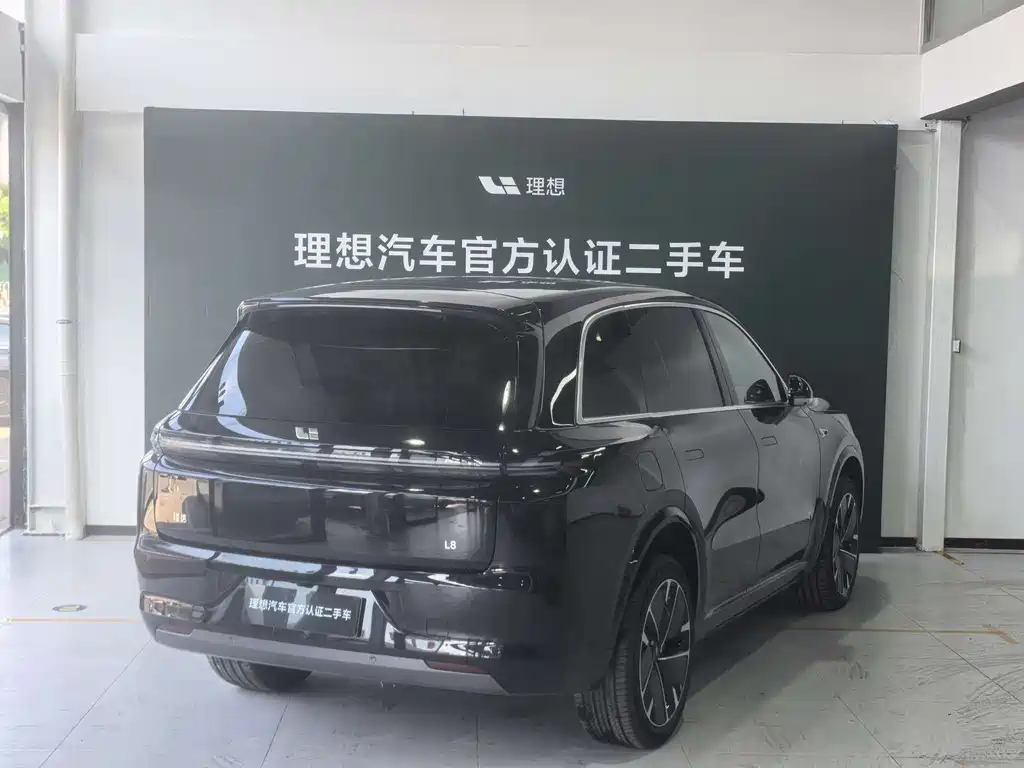 Li Auto L8 2025 Ultra