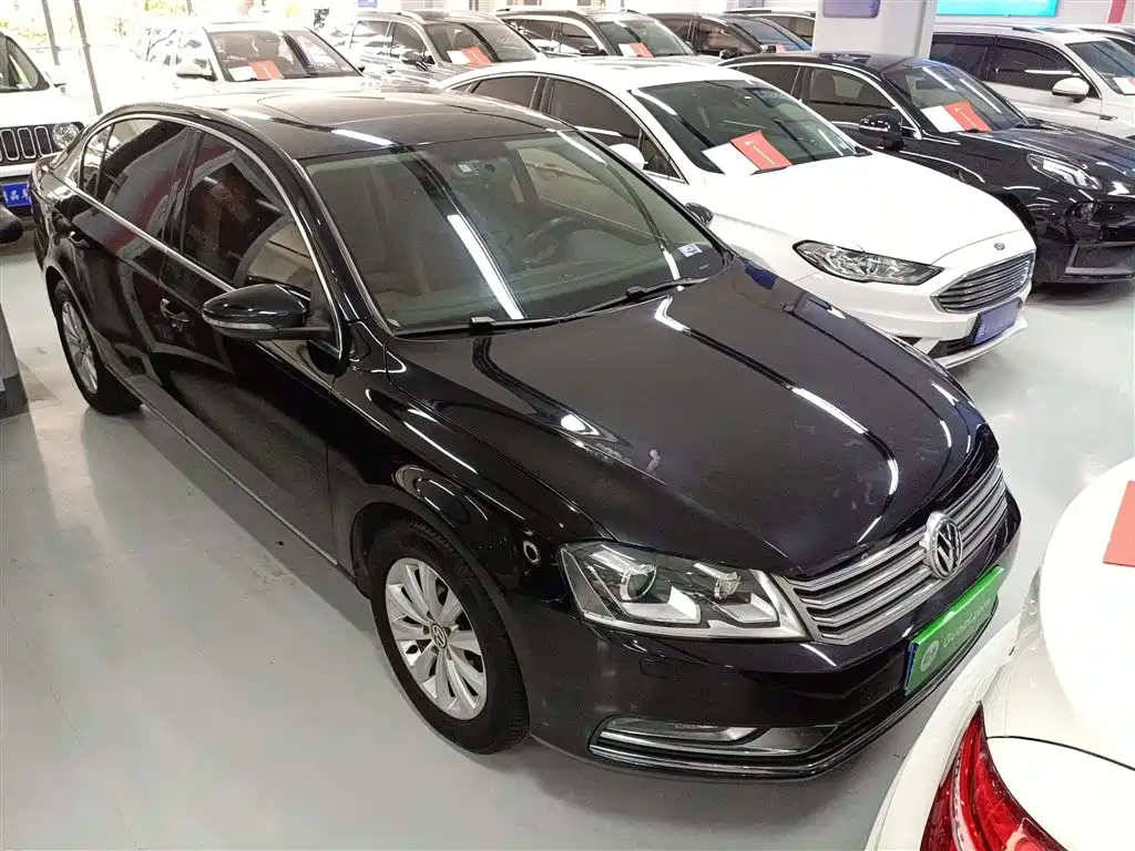 Volkswagen Magotan 2015 Facelift 1.8TSI Luxury Type
