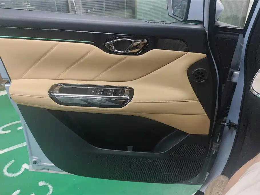 GAC E8 PHEV 2024 150km MAX+