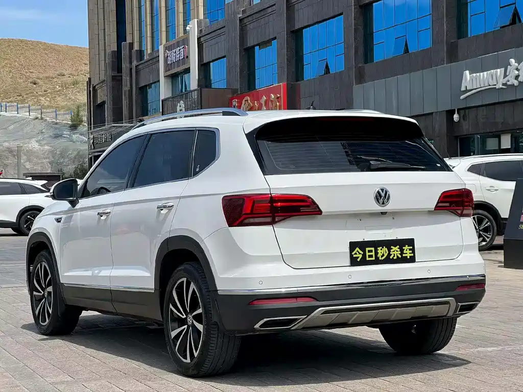 Volkswagen Tharu 2019 330TSI Luxury VI