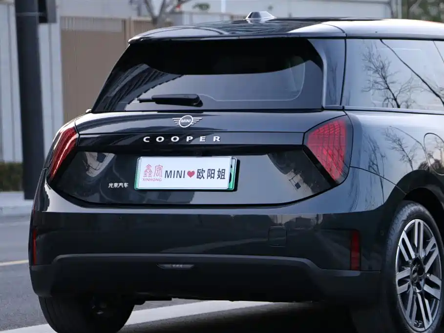 MINI ELECTRIC  COOPER