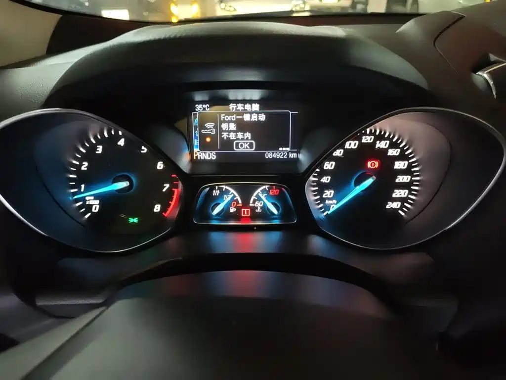 Ford Kuga — миниатюра 12
