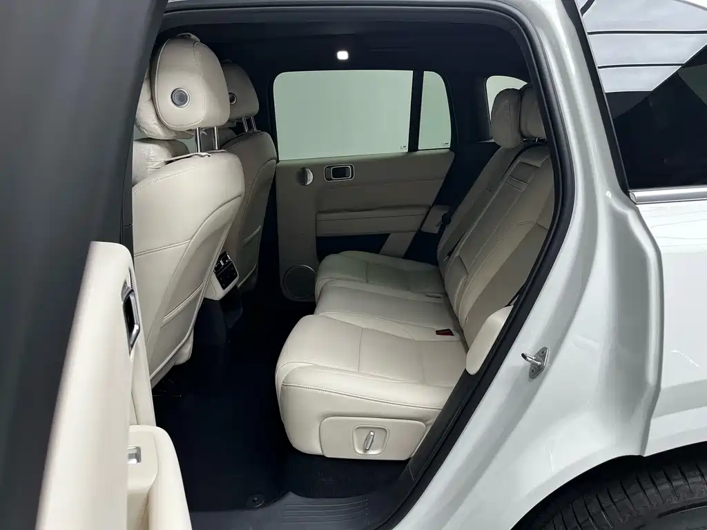 Li Auto Li L6 — миниатюра 11