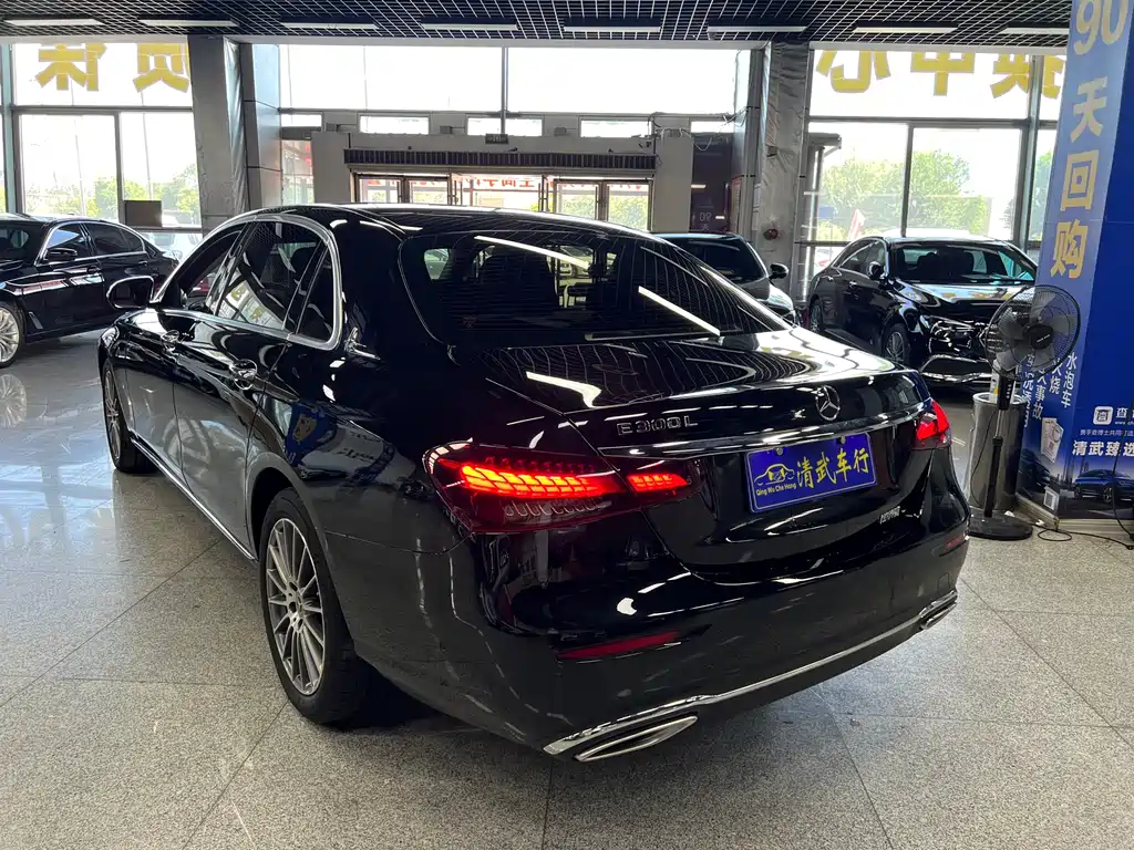 MERCEDES-BENZ E CLASS