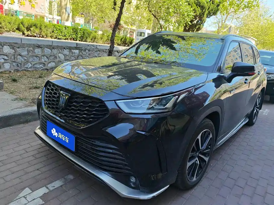 Toyota Crown Kluger 2023