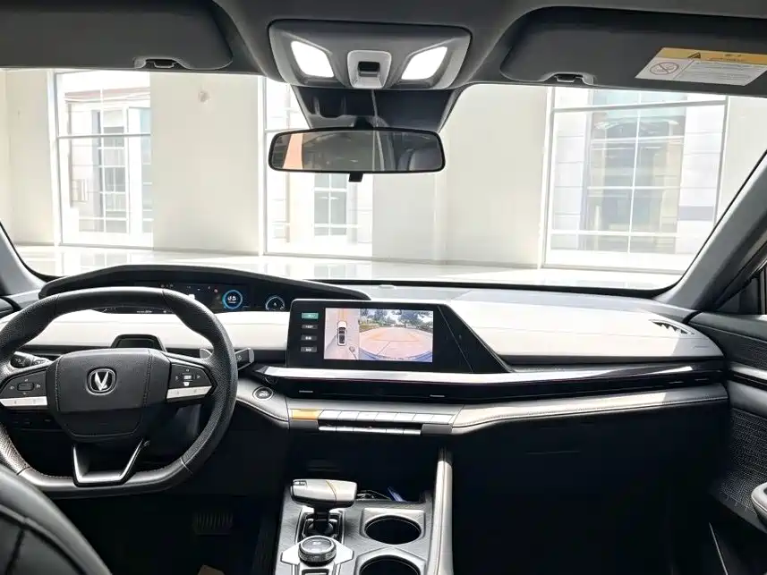 Changan UNI-V — миниатюра 4