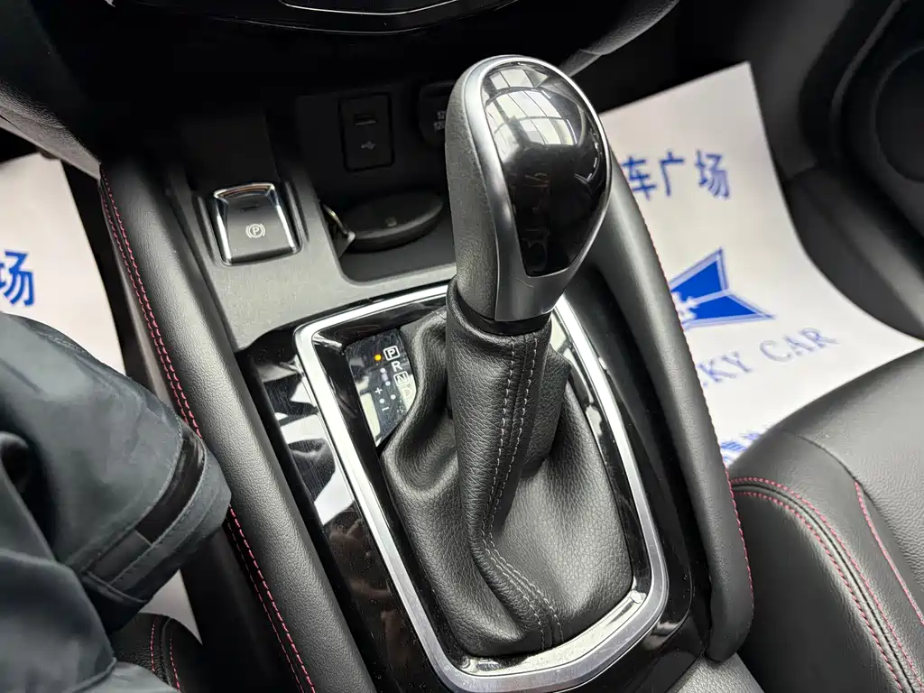 Nissan Qashqai — миниатюра 14
