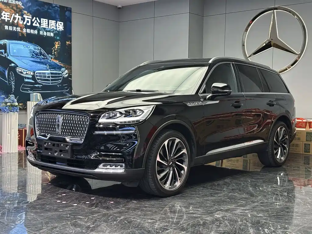 Lincoln Aviator