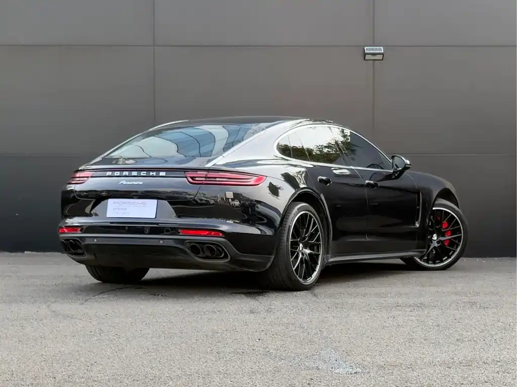 Porsche Panamera — миниатюра 2