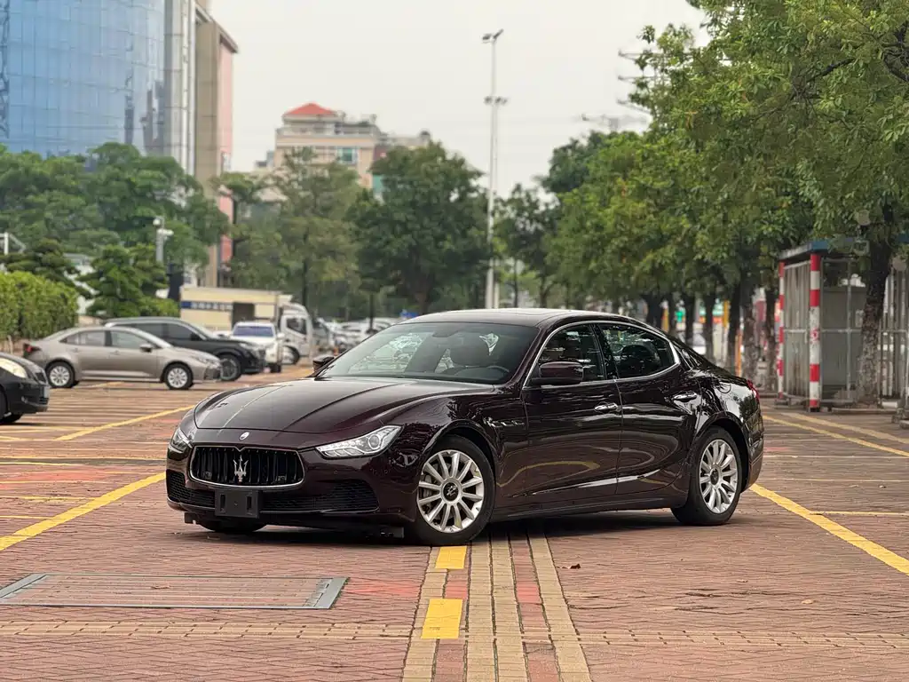 Maserati Ghibli 2015