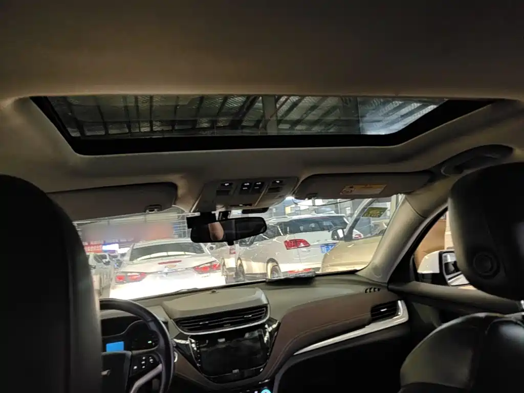 Chevrolet Malibu — миниатюра 18