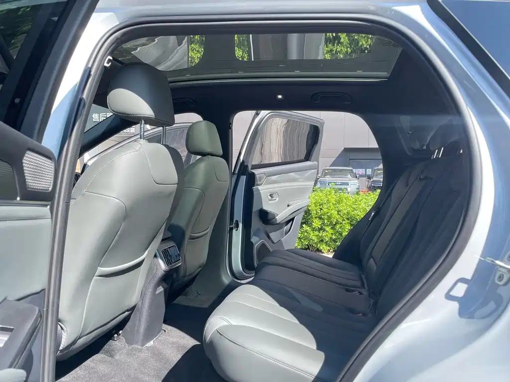 BYD Song Ultra — миниатюра 9