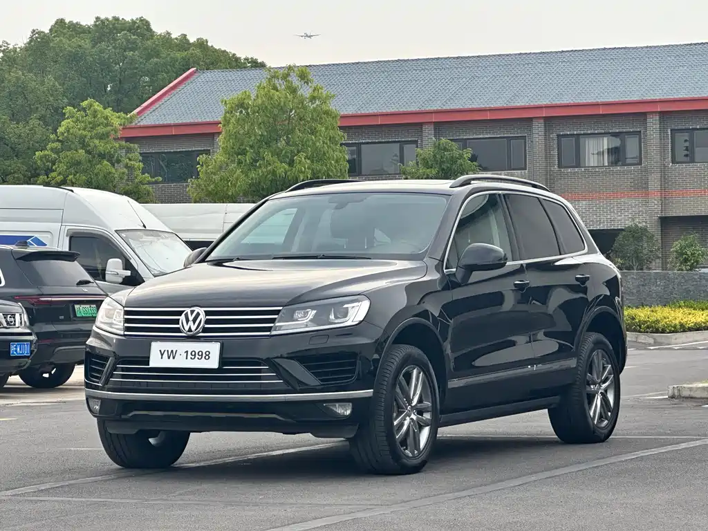 Volkswagen Touareg 2017 3.0TSI Cross Edition