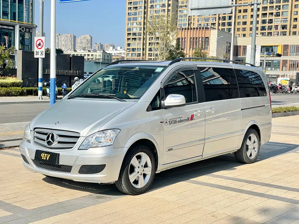 Mercedes-Benz Viano — миниатюра 2