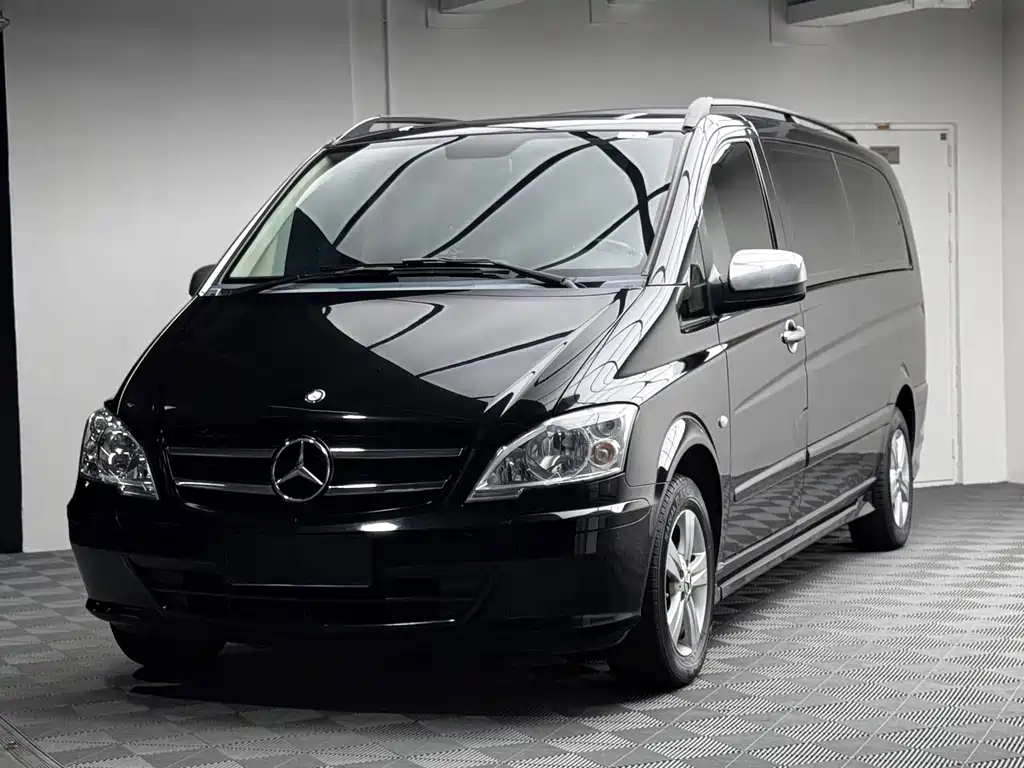 Mercedes-Benz Viano 2012