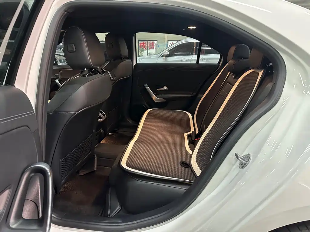 MERCEDES-BENZ A CLASS