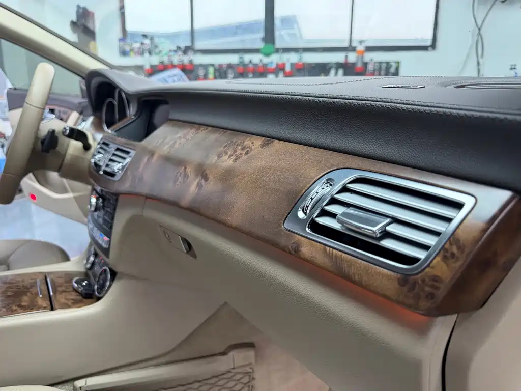 Mercedes-Benz CLS — миниатюра 15