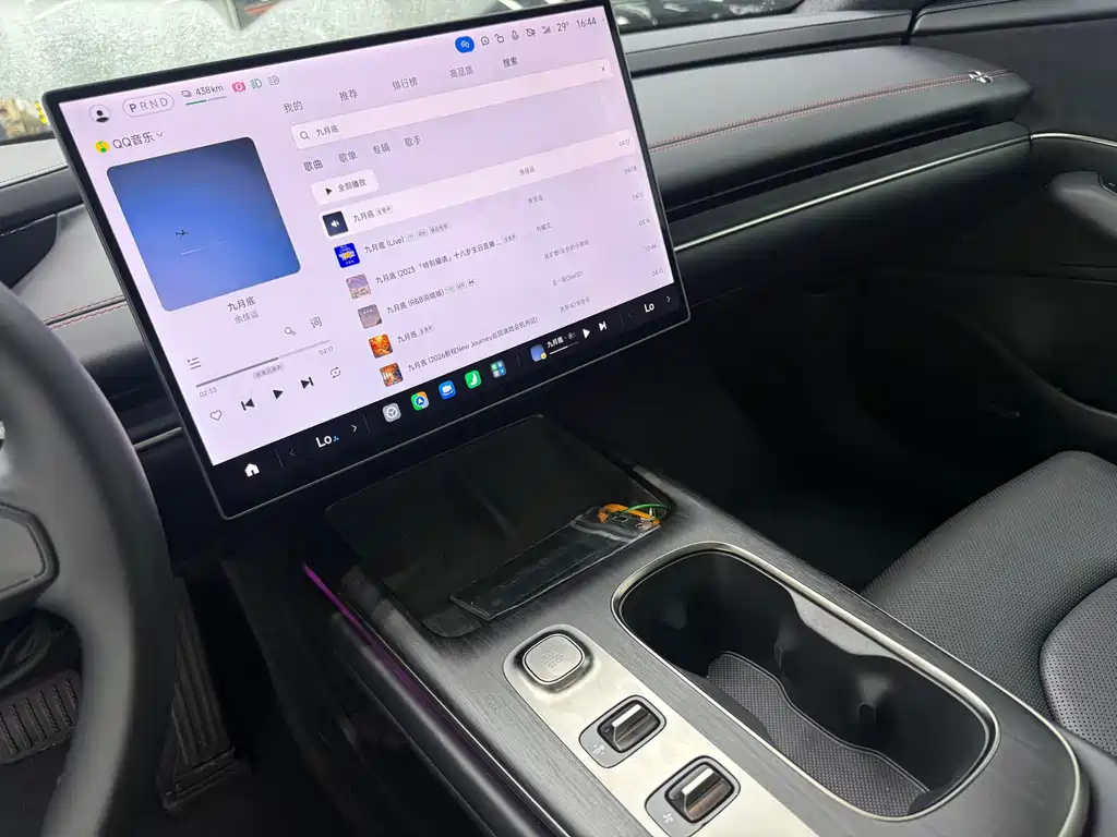 Xiaomi SU7 — миниатюра 8