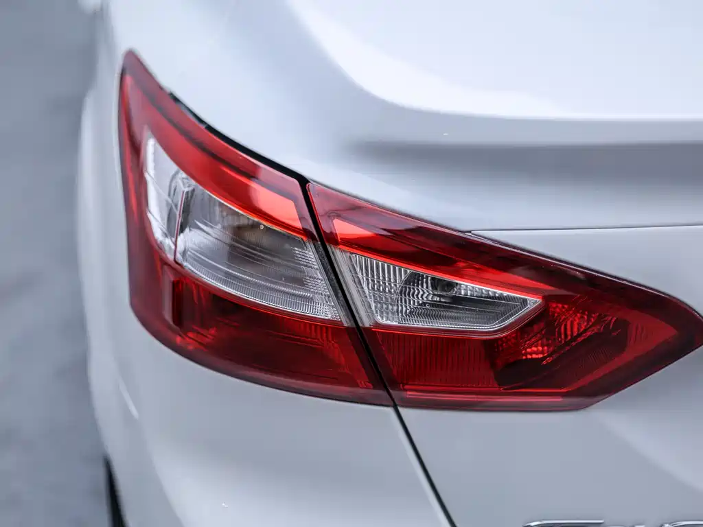 Ford Focus 2012 1.6L AT Comfort