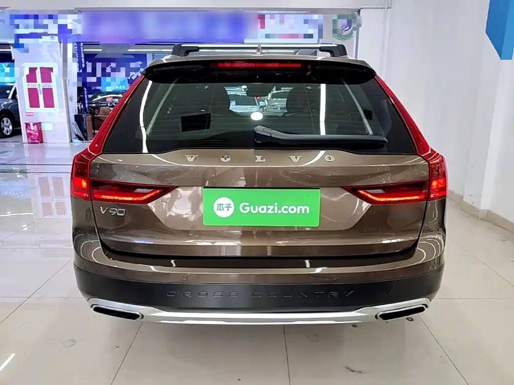 Volvo V90 — миниатюра 6