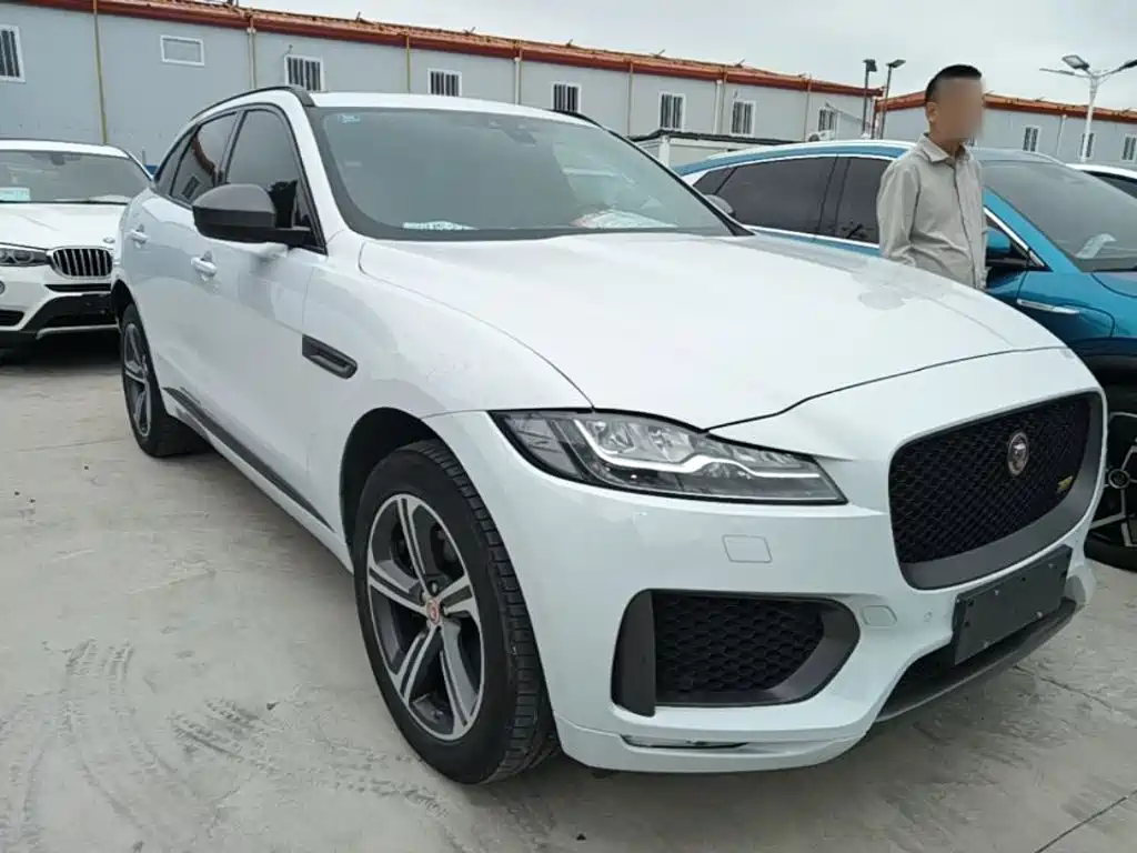 Jaguar F-PACE — миниатюра 4