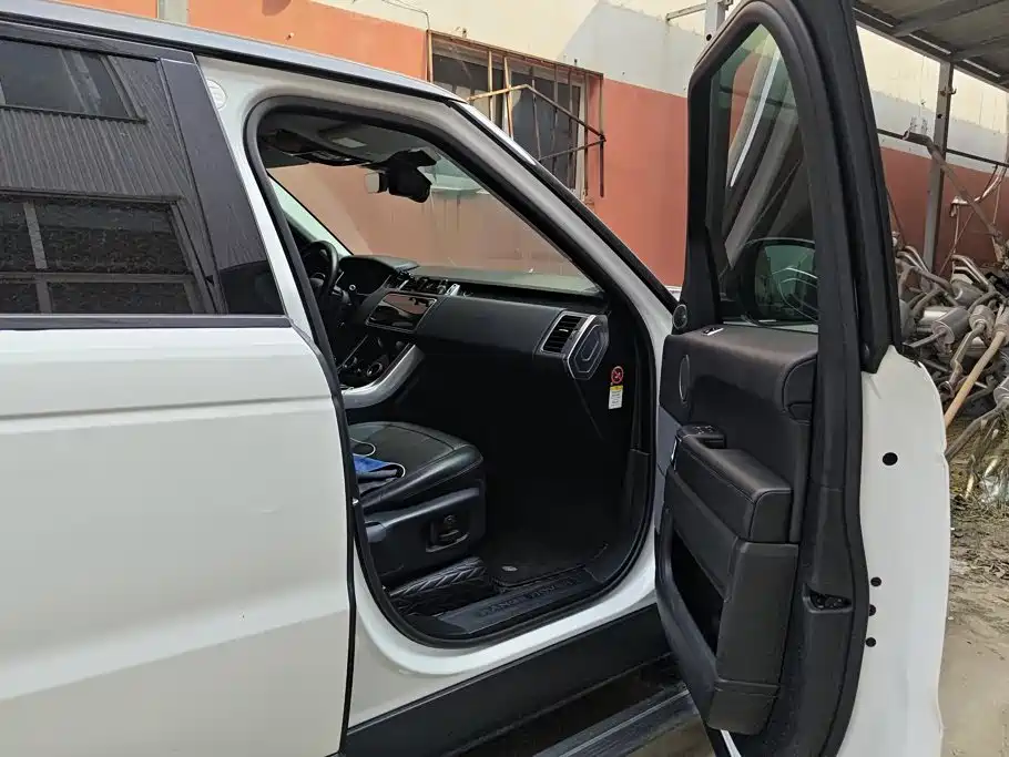 Land Rover Sport — миниатюра 8