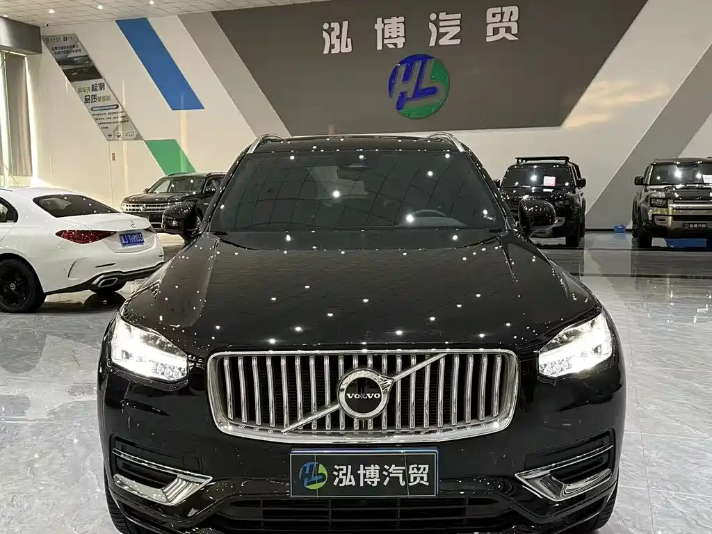 Volvo XC90 2025 B6 Luxury 7 мест