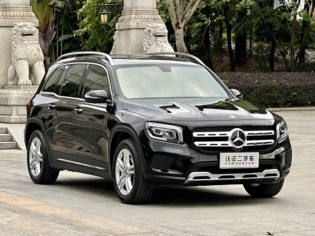 MERCEDES-BENZ GLB