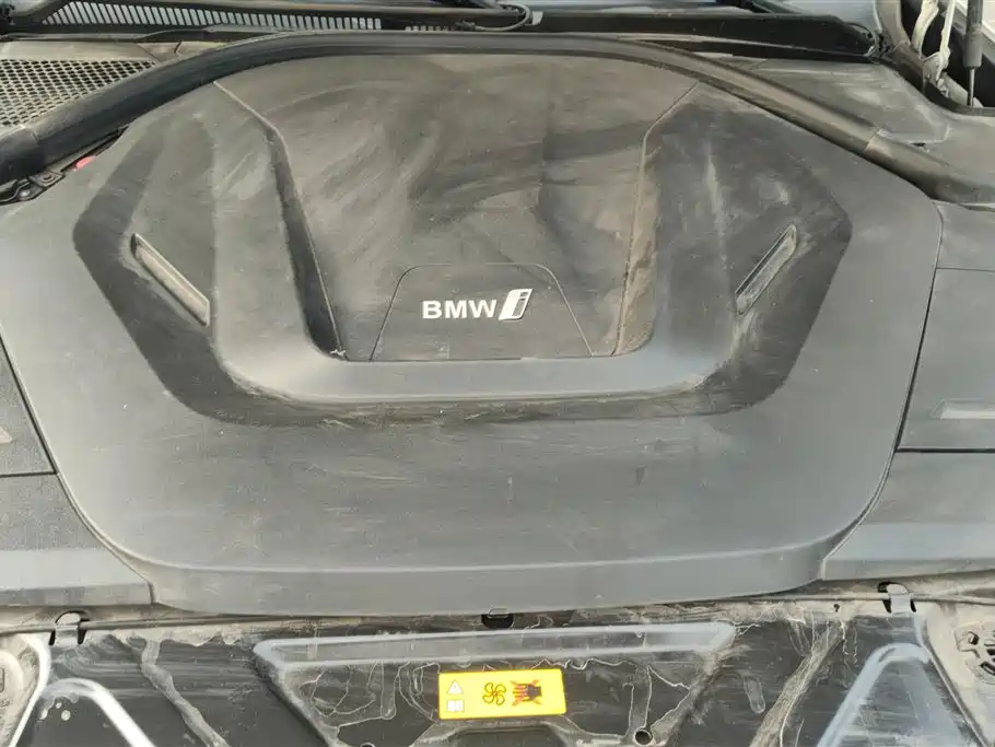 BMW i3 2022 eDrive 35 L