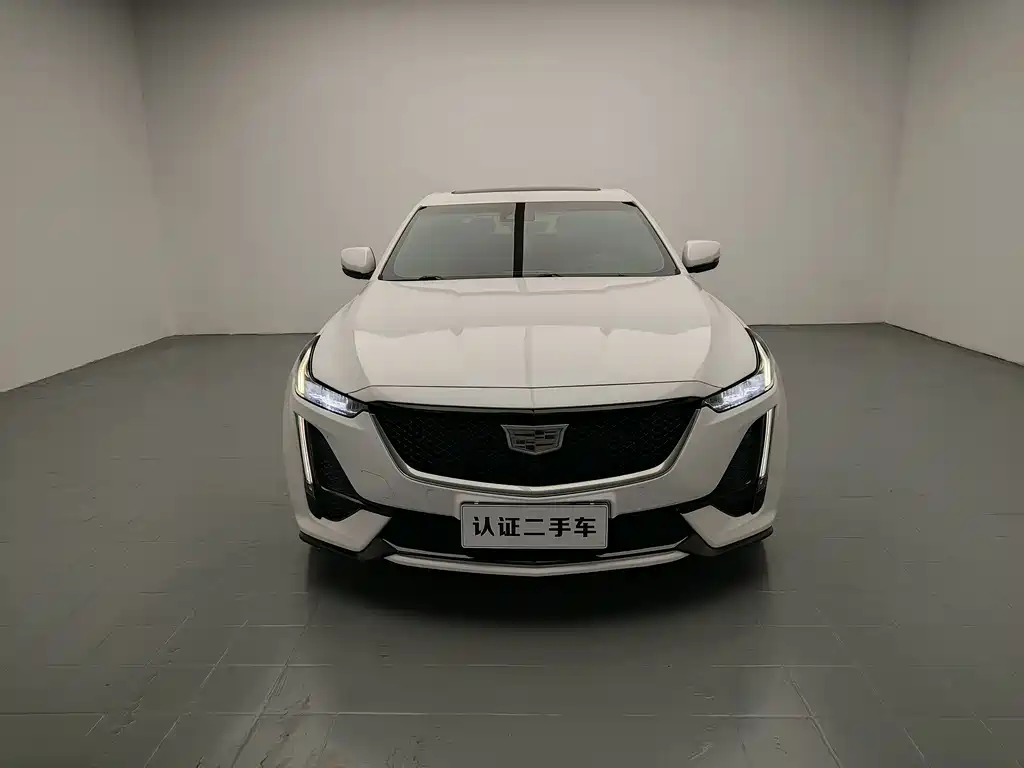 Cadillac CT5 — миниатюра 2